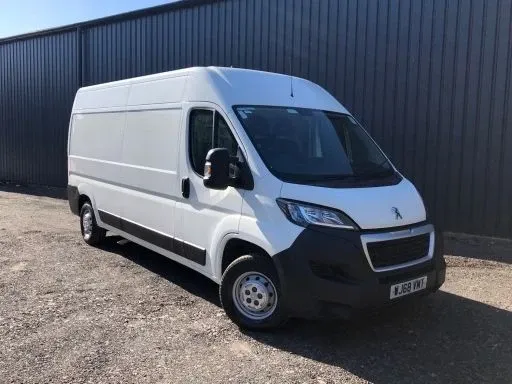 Peugeot Boxer Blue HDI 335 L3H2 Professional P/V mobile tyre fitting van, photo 1